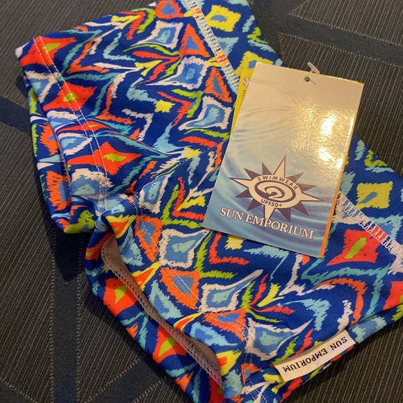 ✨3/$12✨ Speedo-esque baby swim shorts - Picture 6 of 6